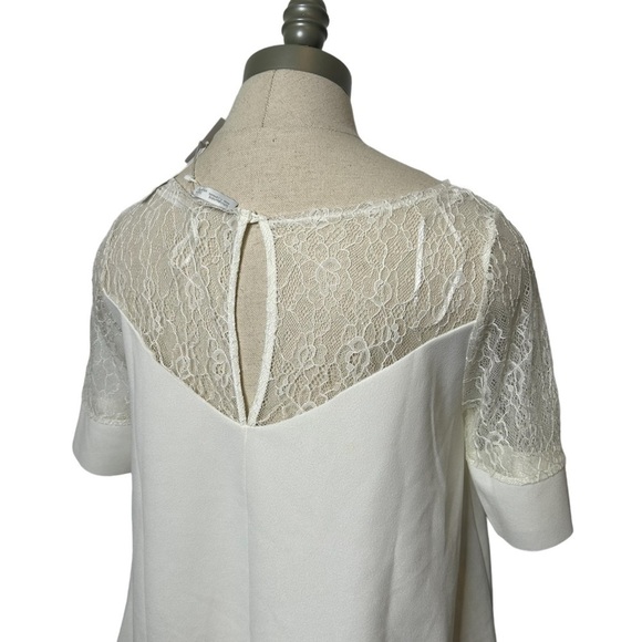 Zara White Short Sleeve Contrast Lace V-Neck Flowy Crop Blouse Size Medium - Picture 11 of 16